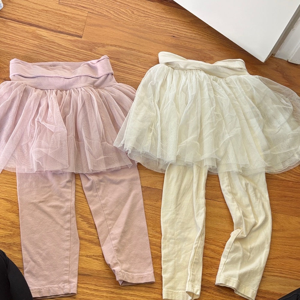 Bundling 2 pink and Creame tutu gap leggings